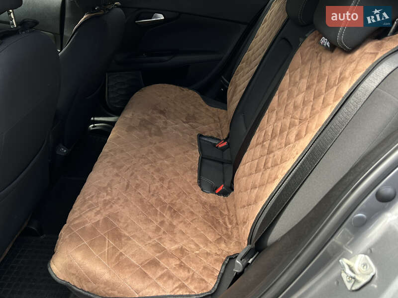 Хэтчбек Fiat Tipo Cross 2020 в Николаеве