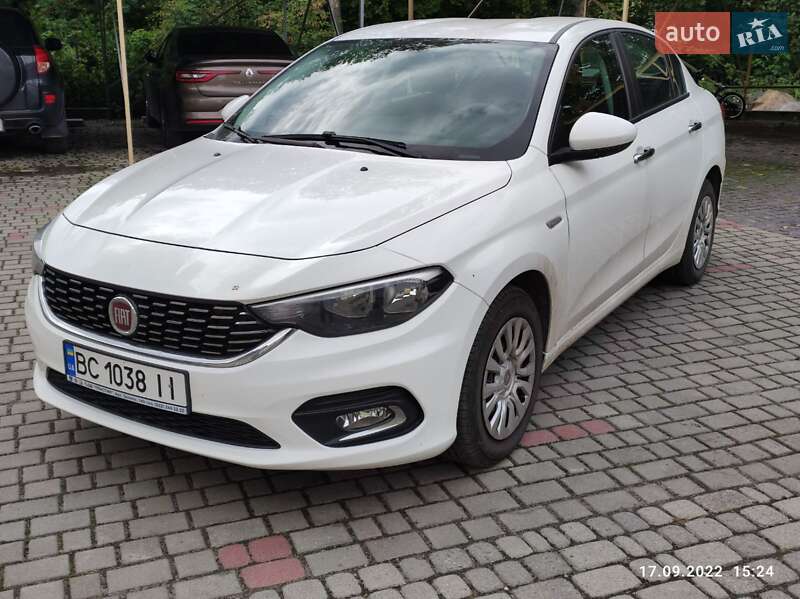 Седан Fiat Tipo 2019 в Львове