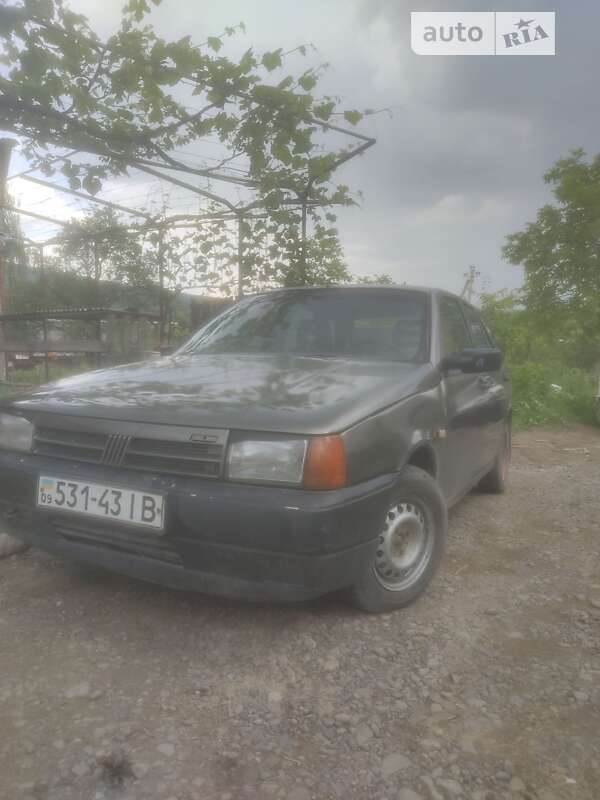 Хэтчбек Fiat Tipo 1989 в Тячеве