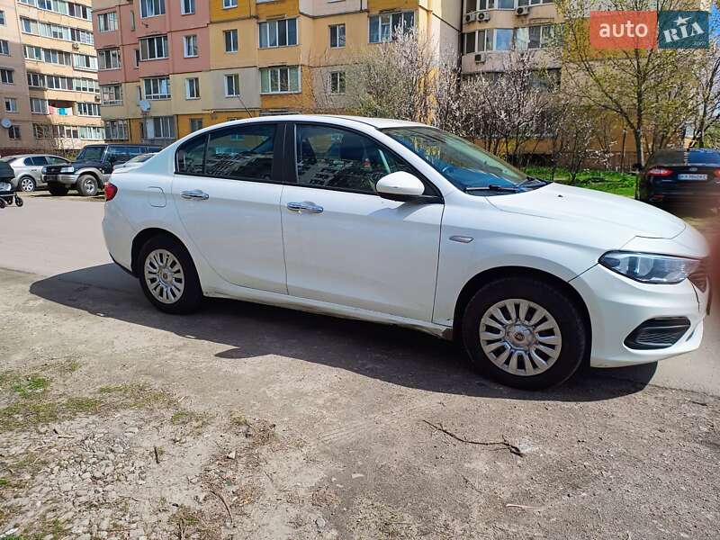 Седан Fiat Tipo 2018 в Вишневому