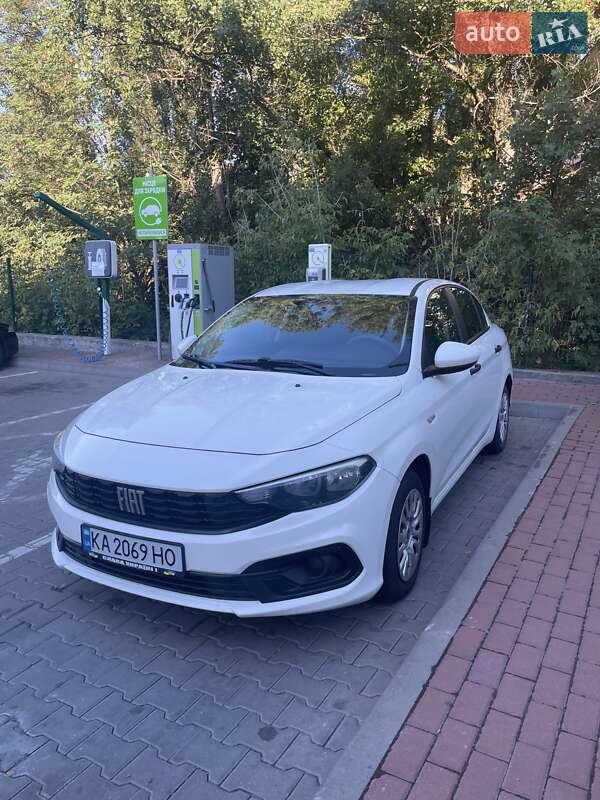 Седан Fiat Tipo 2021 в Киеве