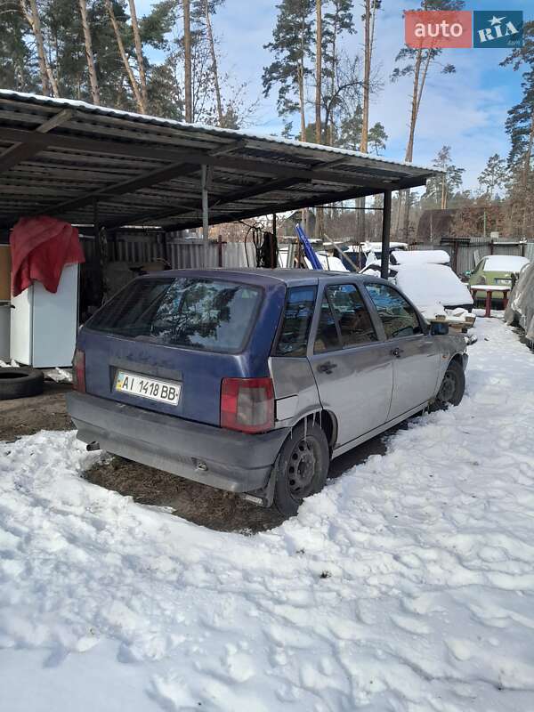 Хэтчбек Fiat Tipo 1990 в Буче