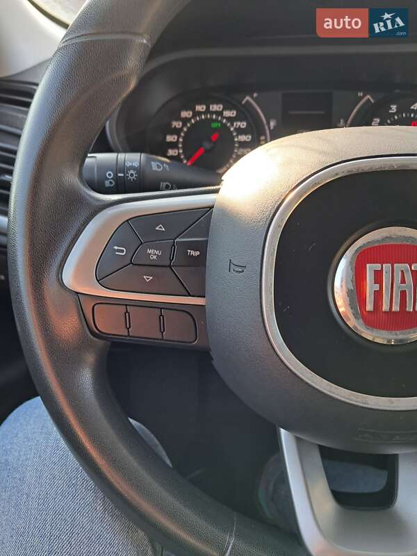 Седан Fiat Tipo 2018 в Львове