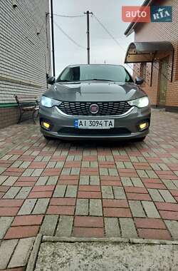 Седан Fiat Tipo 2016 в 