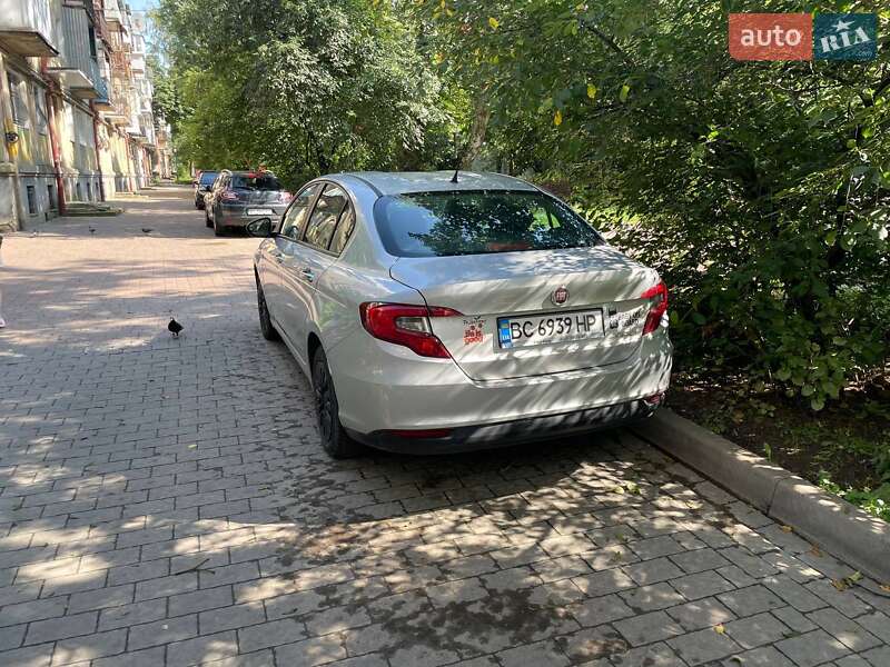Седан Fiat Tipo 2017 в Львове