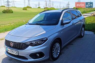 Седан Fiat Tipo 2017 в 