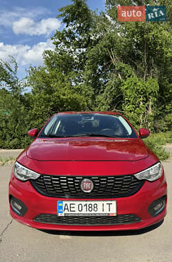 Седан Fiat Tipo 2017 в 
