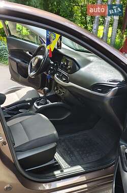 Седан Fiat Tipo 2019 в 