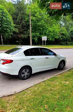 Седан Fiat Tipo 2018 в 