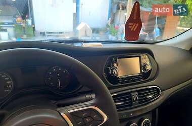 Седан Fiat Tipo 2021 в 