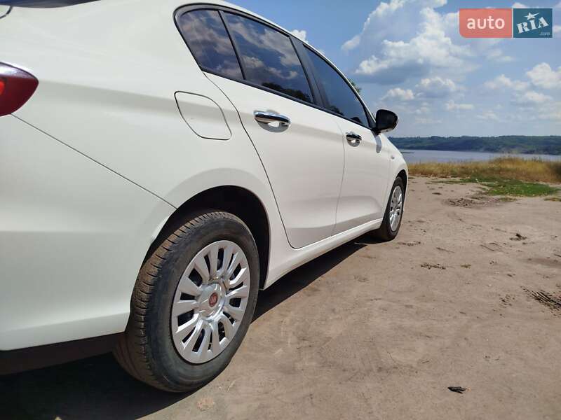 Седан Fiat Tipo 2019 в Ржищеві