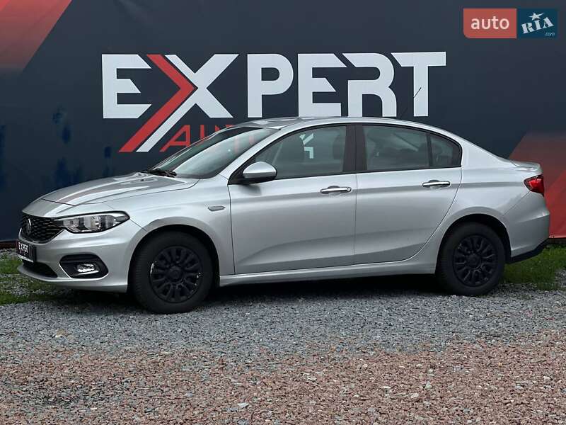 Седан Fiat Tipo 2017 в Львове