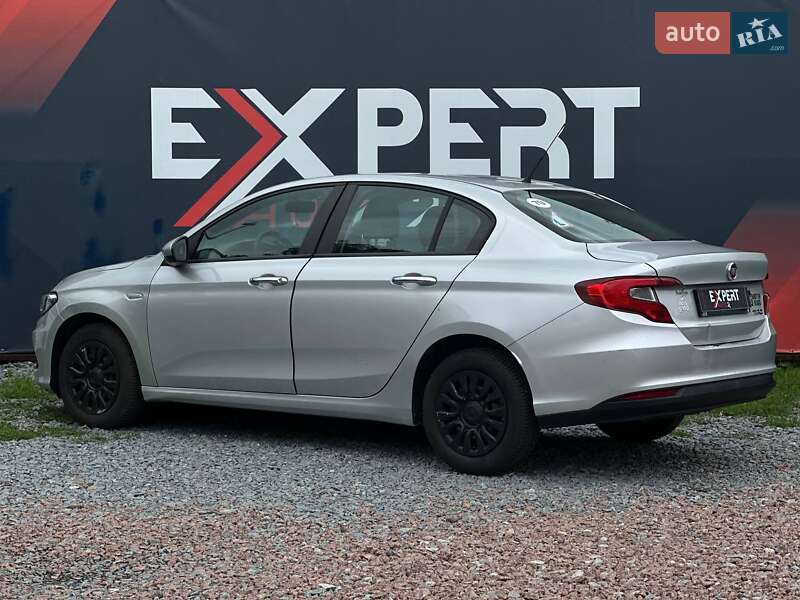 Седан Fiat Tipo 2017 в Львове