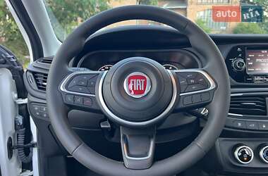 Седан Fiat Tipo 2021 в 