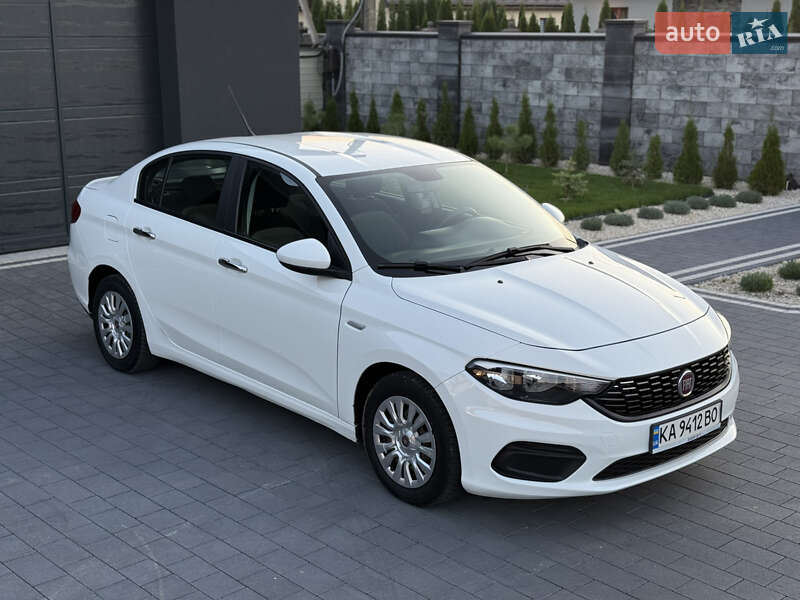 Седан Fiat Tipo 2019 в Дубно