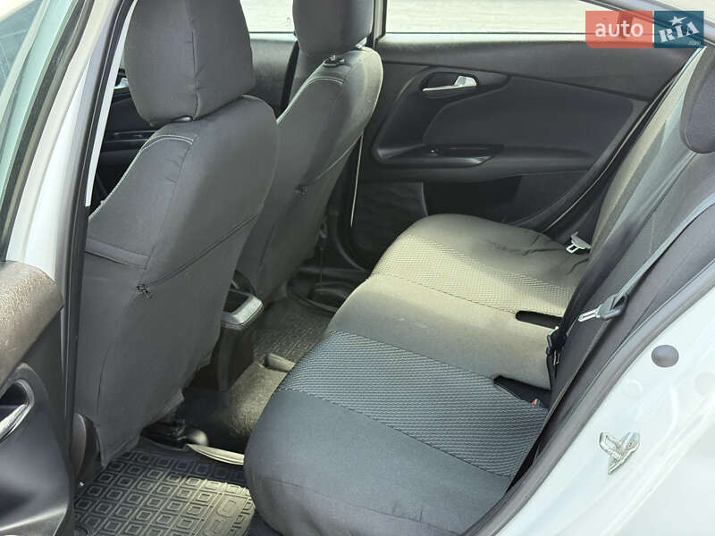 Седан Fiat Tipo 2019 в Дубно
