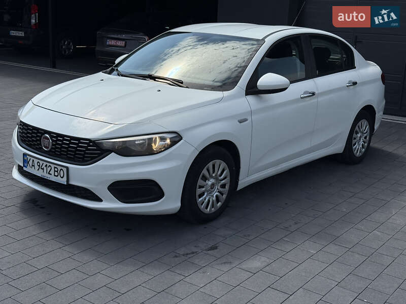 Седан Fiat Tipo 2019 в Дубно