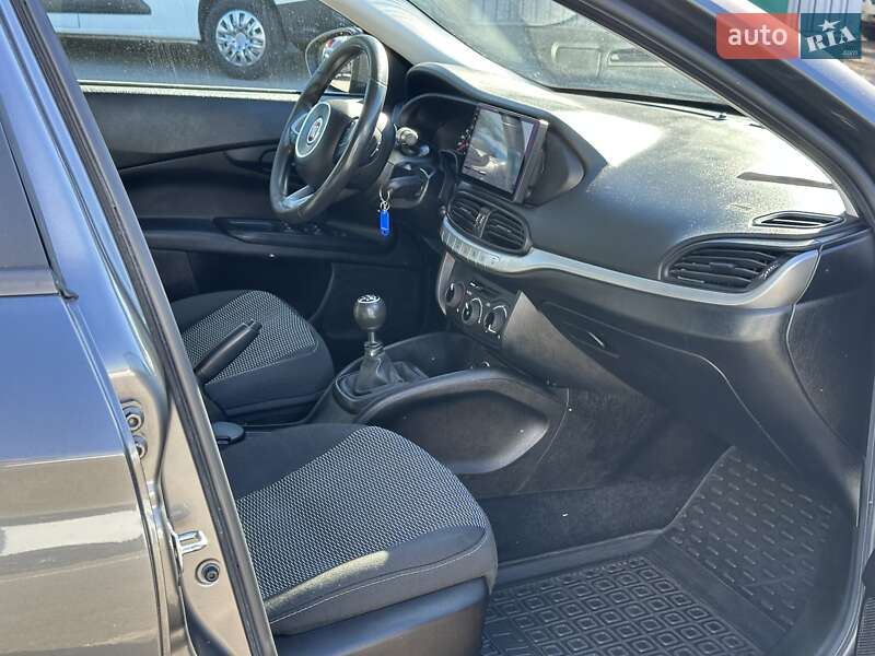 Седан Fiat Tipo 2019 в Києві