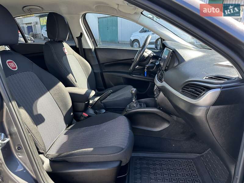 Седан Fiat Tipo 2019 в Києві