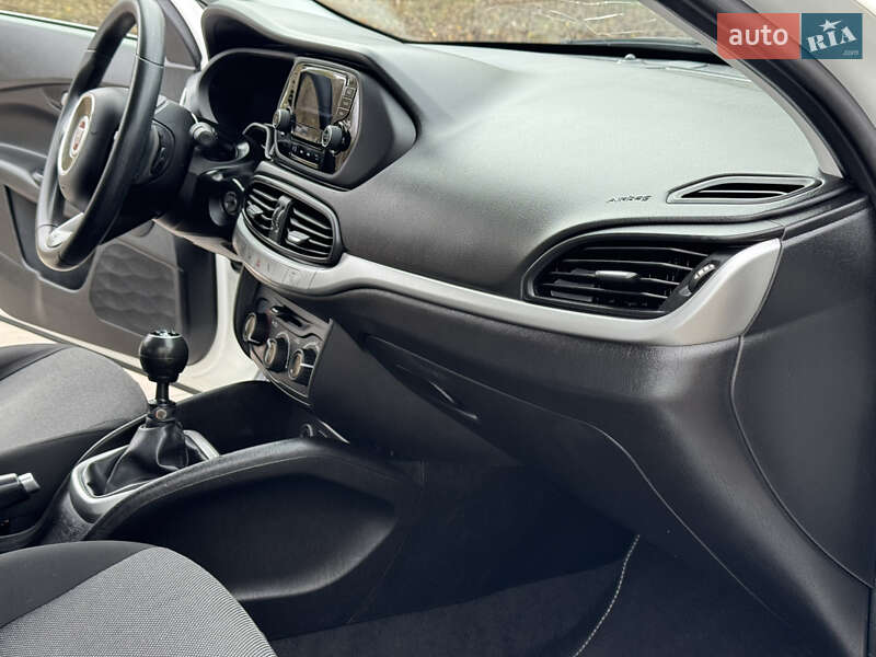 Седан Fiat Tipo 2020 в Смеле