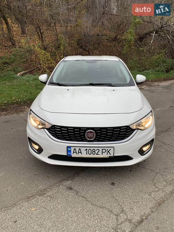 Fiat Tipo 2016