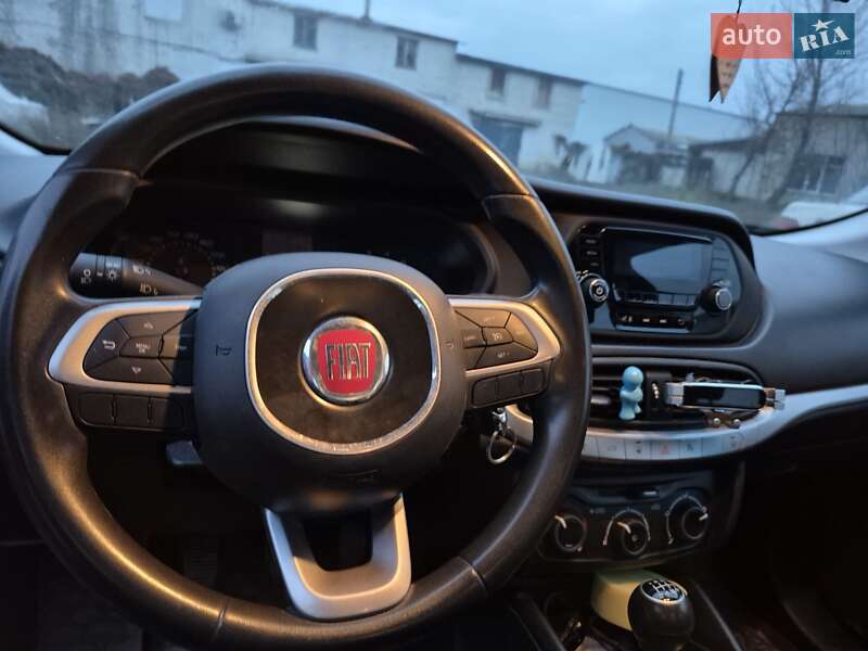 Седан Fiat Tipo 2020 в Черкассах