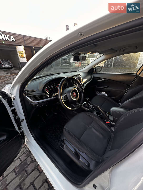 Хетчбек Fiat Tipo 2017 в Черкасах