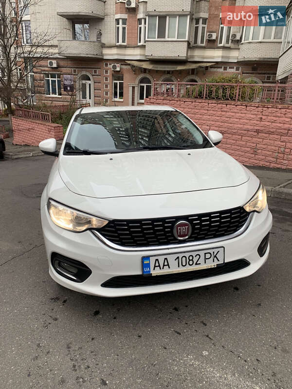 Fiat Tipo 2016 Fiat Tipo 2016