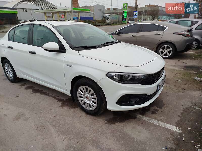 Fiat Tipo 2021