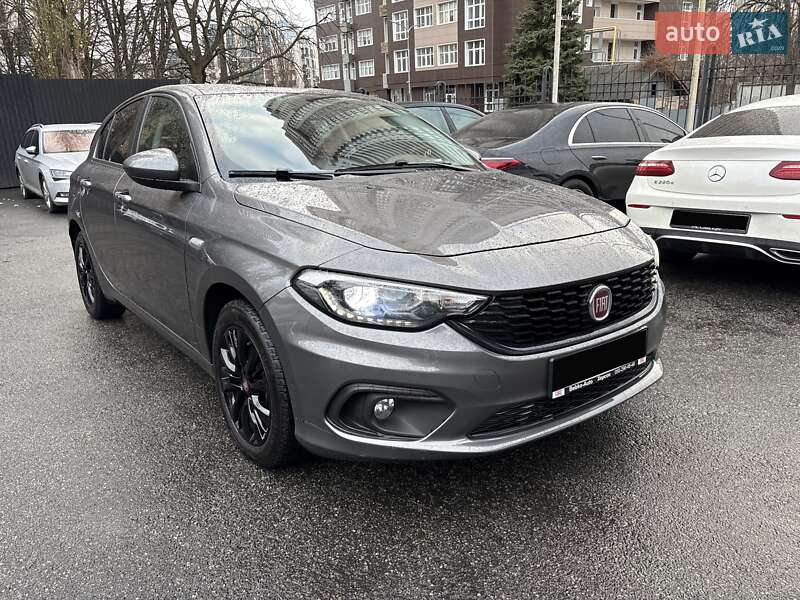 Хэтчбек Fiat Tipo 2020 в Киеве