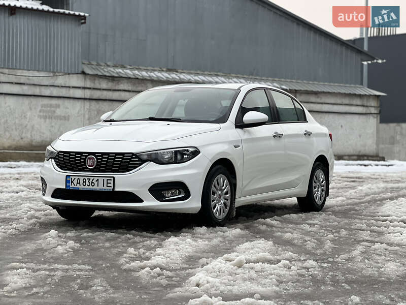 Седан Fiat Tipo 2018 в Киеве фото Седан Fiat Tipo 2018 в Киеве
