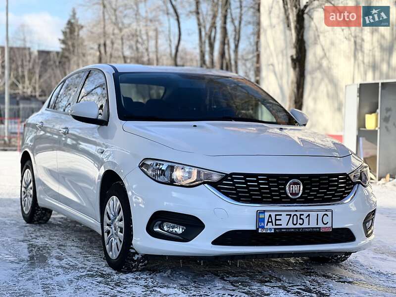Fiat Tipo 2016 Fiat Tipo 2016