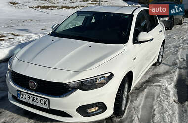 Седан Fiat Tipo 2020 в Залещиках