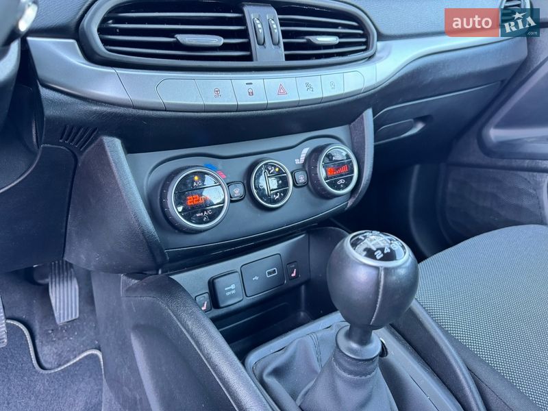 Хэтчбек Fiat Tipo 2020 в Киеве