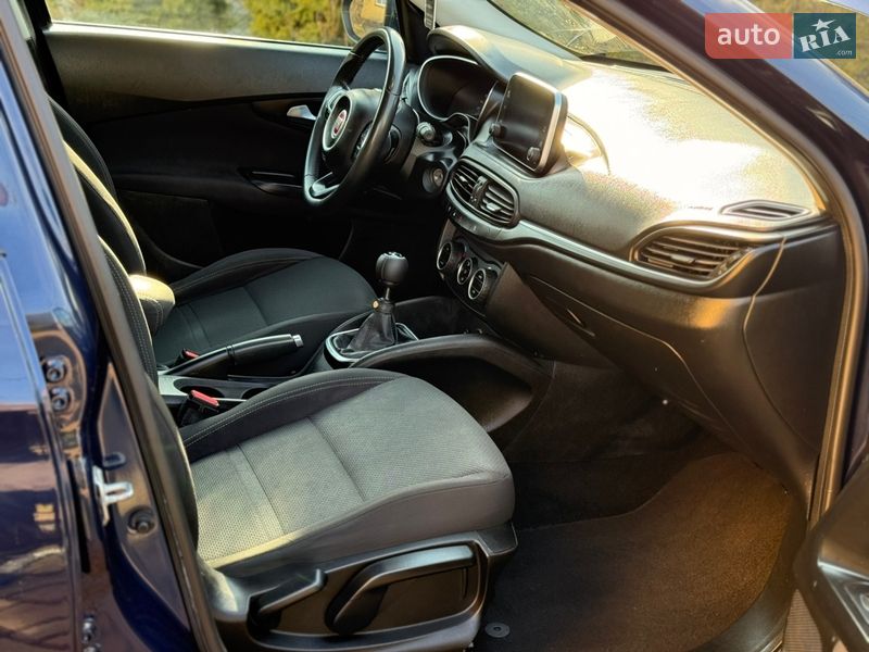 Универсал Fiat Tipo 2017 в Ивано-Франковске
