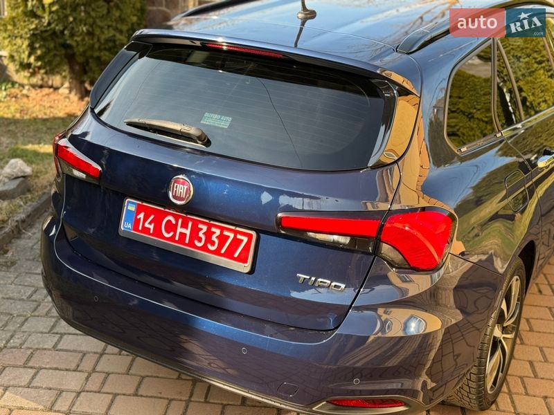 Универсал Fiat Tipo 2017 в Ивано-Франковске