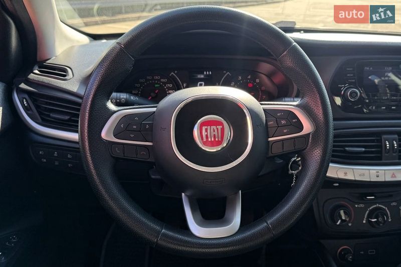 Седан Fiat Tipo 2019 в Киеве