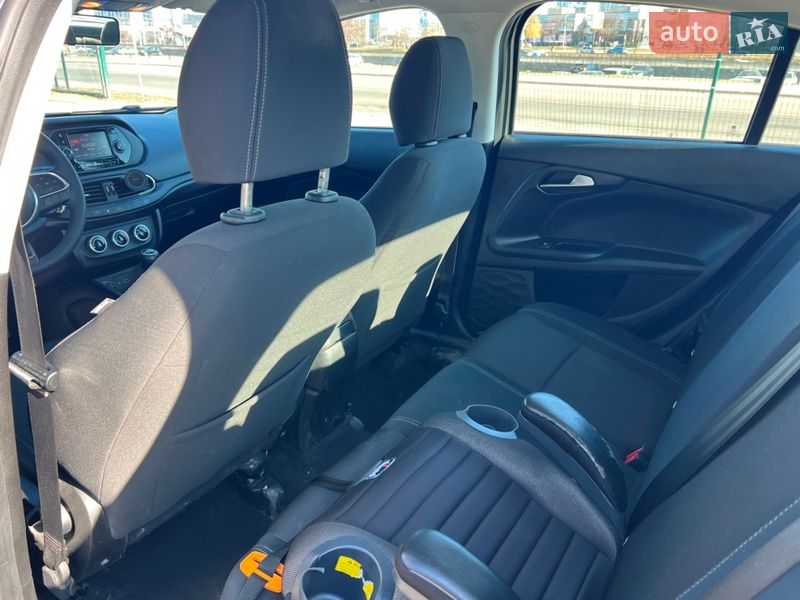 Седан Fiat Tipo 2021 в Києві