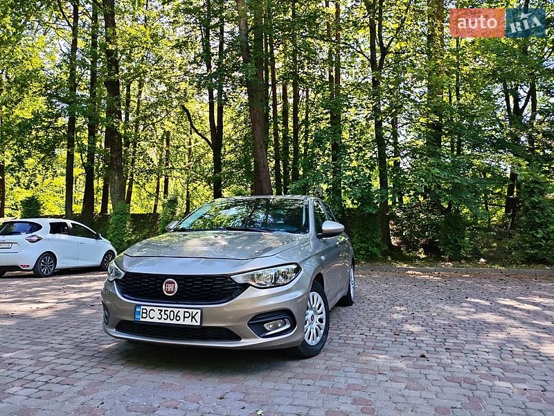 Седан Fiat Tipo 2019 в Дрогобичі