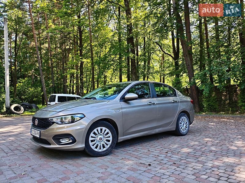 Седан Fiat Tipo 2019 в Дрогобичі