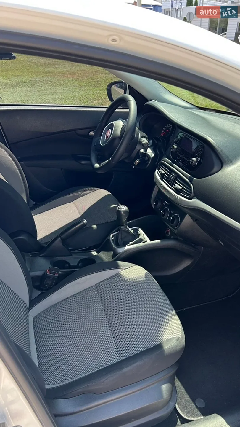2017 Fiat Tipo - мініатюра 9