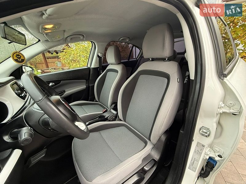 Седан Fiat Tipo 2018 в Калуше