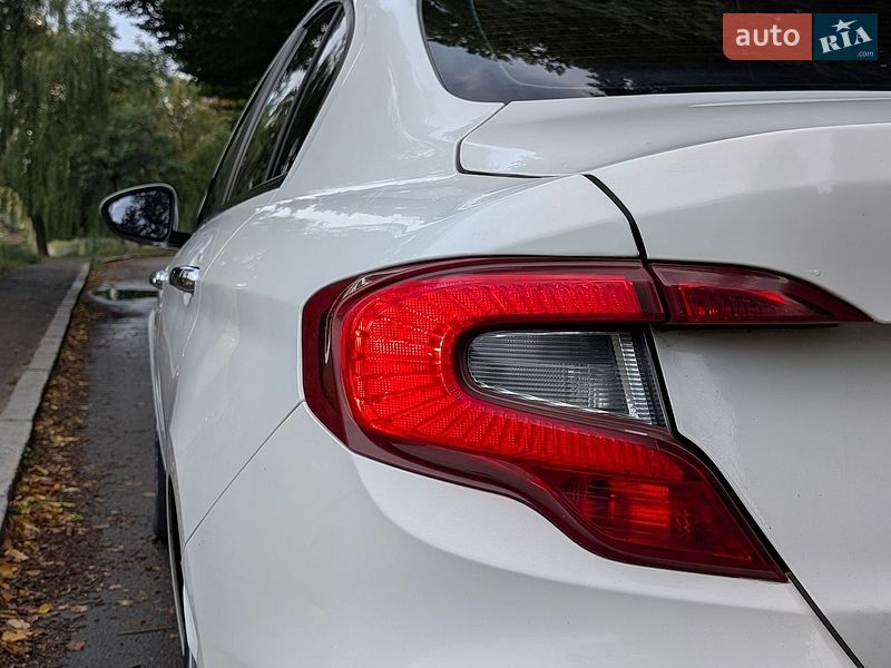 Седан Fiat Tipo 2018 в Києві