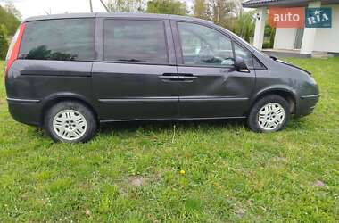 Минивэн Fiat Ulysse 2004 в 