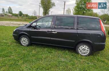 Минивэн Fiat Ulysse 2004 в 