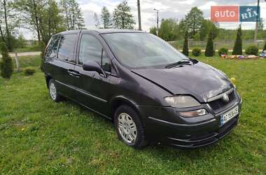 Минивэн Fiat Ulysse 2004 в 
