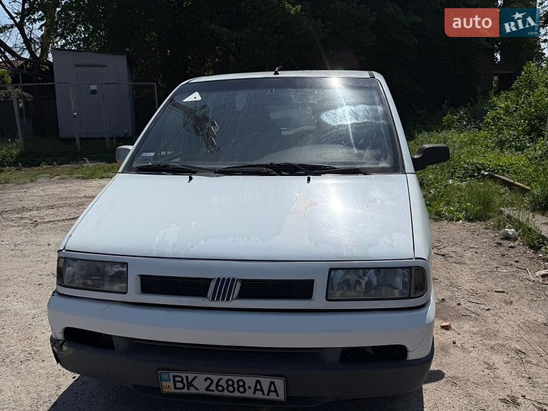 Минивэн Fiat Ulysse 2000 в Ровно