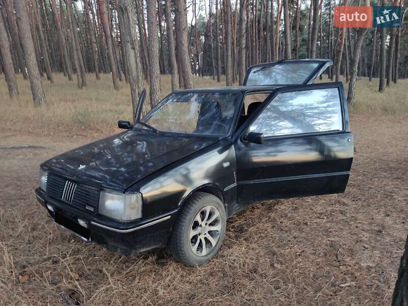 Хэтчбек Fiat Uno 1986 в Сумах