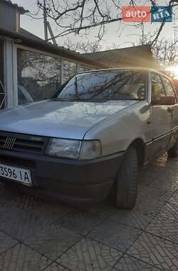 Хетчбек Fiat Uno 1994 в Ананьїві