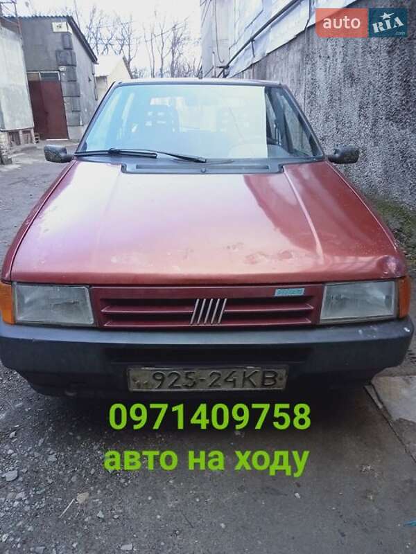 Хэтчбек Fiat Uno 1988 в Ровно